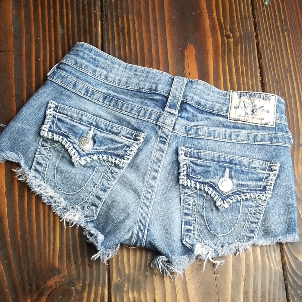 True Religion Cut Off Denim Shorts Sz 25